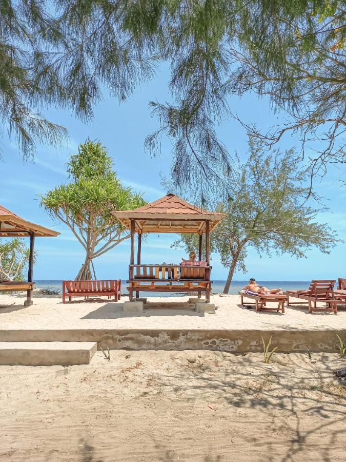 Nusa Indah Bungalows Gili Air Exterior foto
