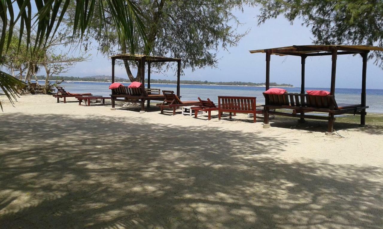 Nusa Indah Bungalows Gili Air Exterior foto