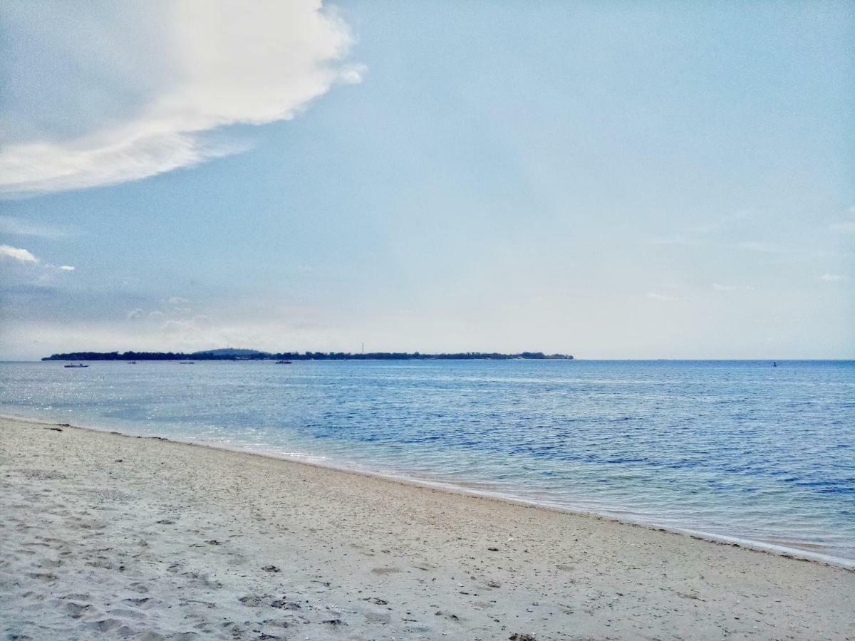 Nusa Indah Bungalows Gili Air Exterior foto